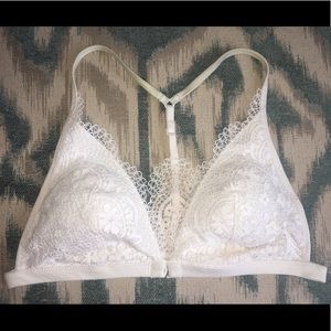 Victoria’s Secret lacy bra bralette Medium